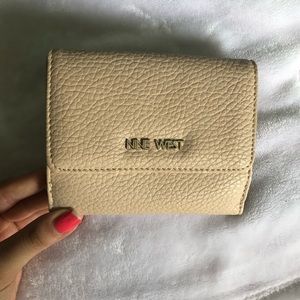Nine West wallet